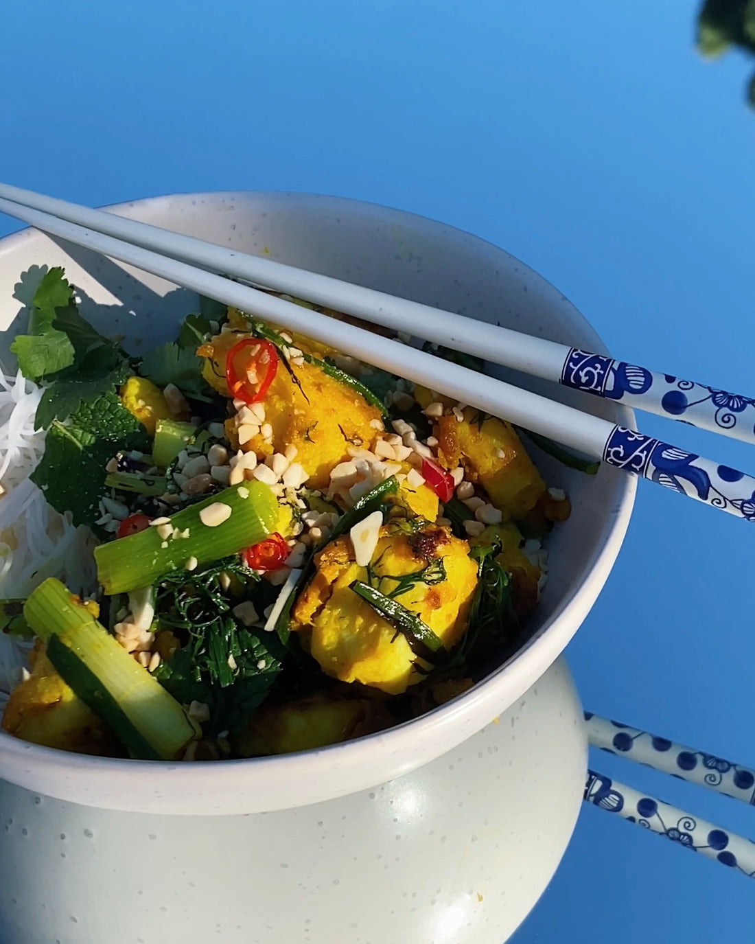 Cha ca la vong with ingredients