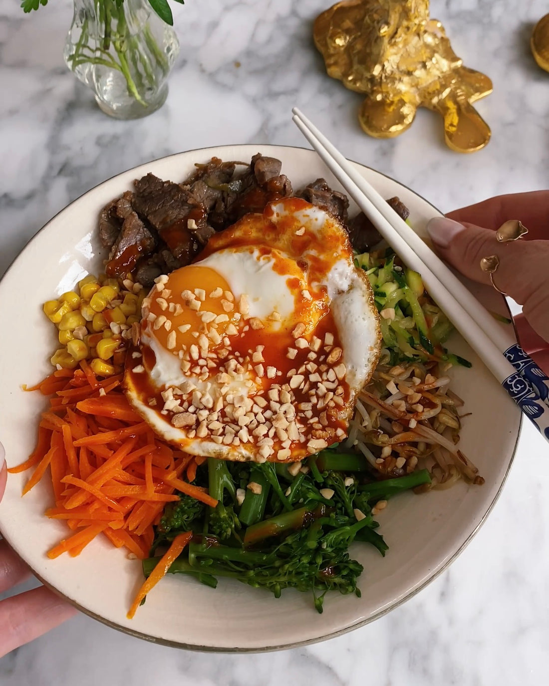 Bibimbap with ingredients