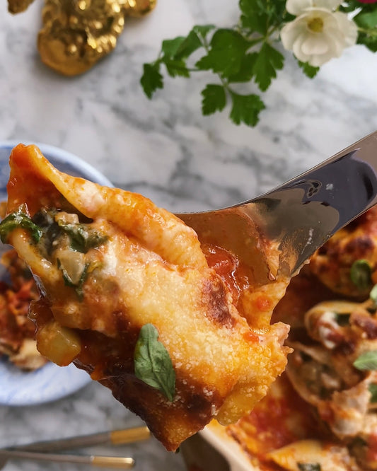 Eggplant conchiglioni with ingredients